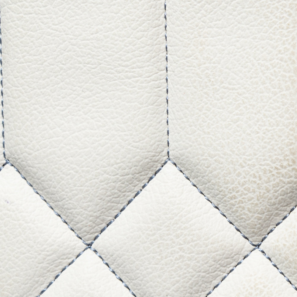 Elongated Hex Pattern - Light Grey with Mid Grey Stitching